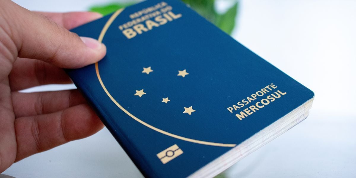 Passport-Brazil-history Passport-Brazil-history